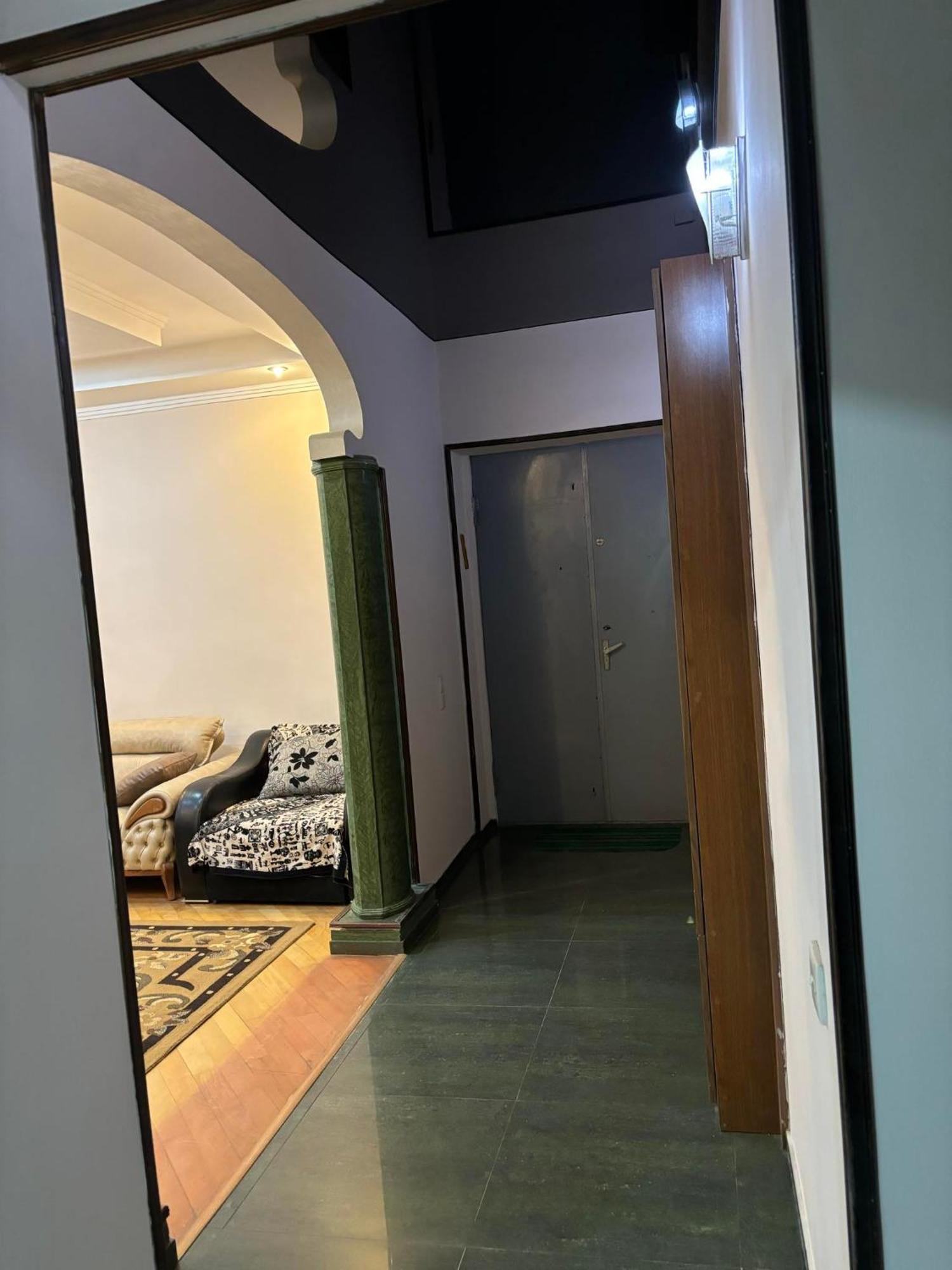Apartment On Sanapiro Tbilisi Exterior photo
